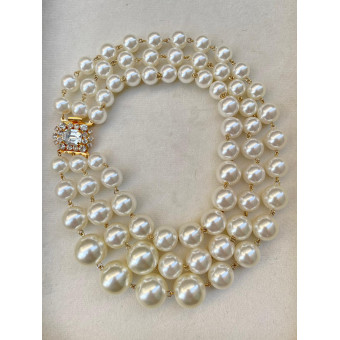 JOSEPHINE Perles nacrées 3 rangs - Francine BRAMLI Paris collier